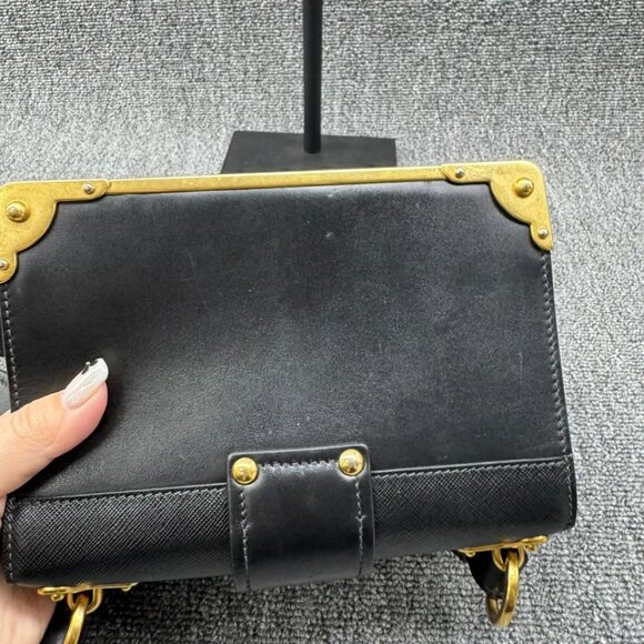 Prada Cahier Black Leather Shoulder Bag 835-031125 - Picture 3 of 16